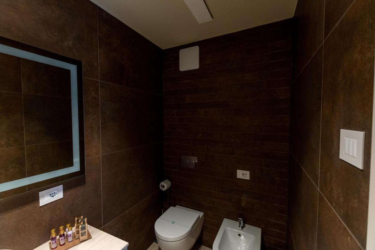Divino Rooms Deluxe Sabbio Chiese Luaran gambar